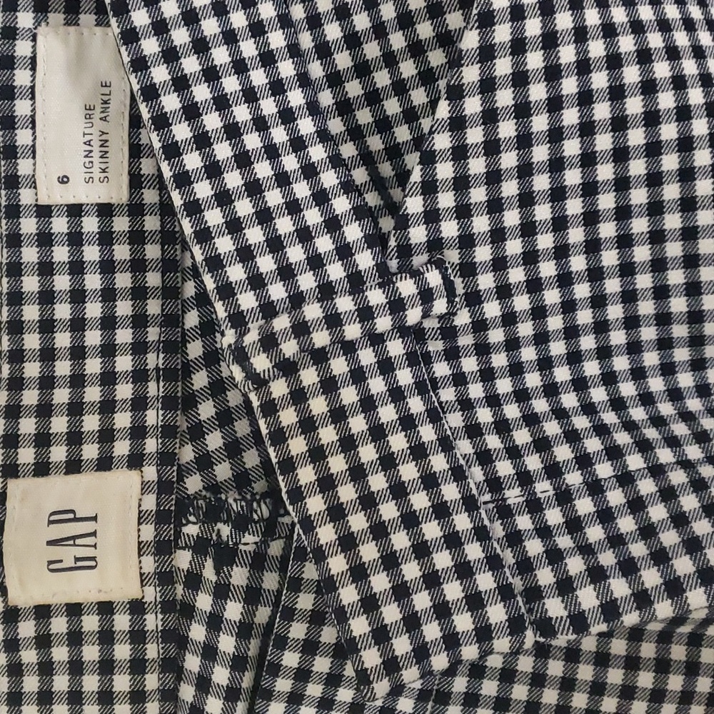 GAP Plaid Pants - Picture 5 of 5